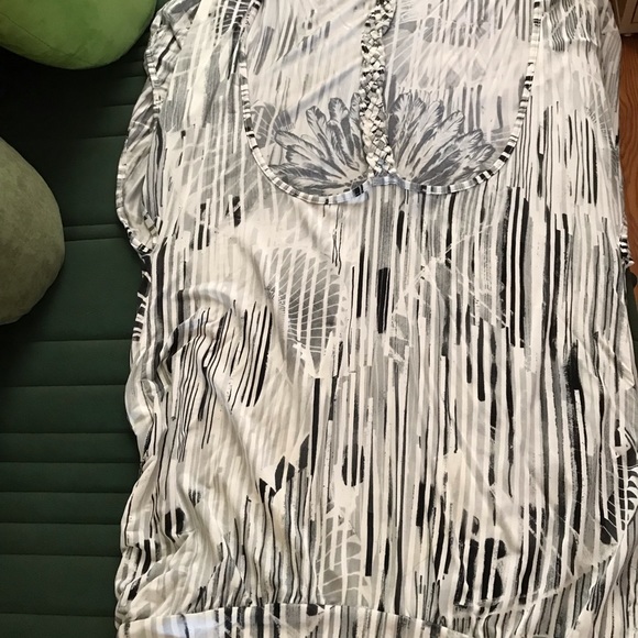 Save the Queen Coverup Dress - Picture 8 of 12